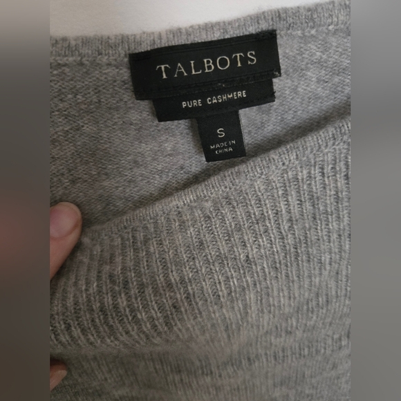 Talbots 100% Cashmere grey 3/4 sleeve boat neck sweater | size small - Picture 2 of 5